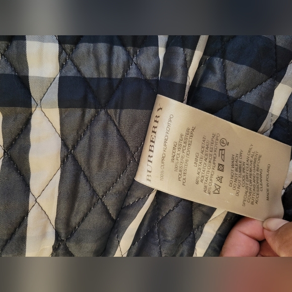 Burberry trench coat with movable vest - Picture 14 of 15